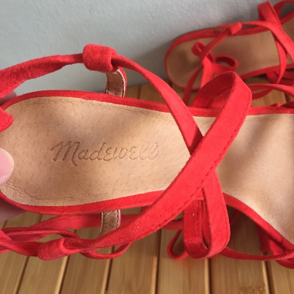 Madewell • Holly Lace Up Wrap Flat Sandal - Picture 4 of 7